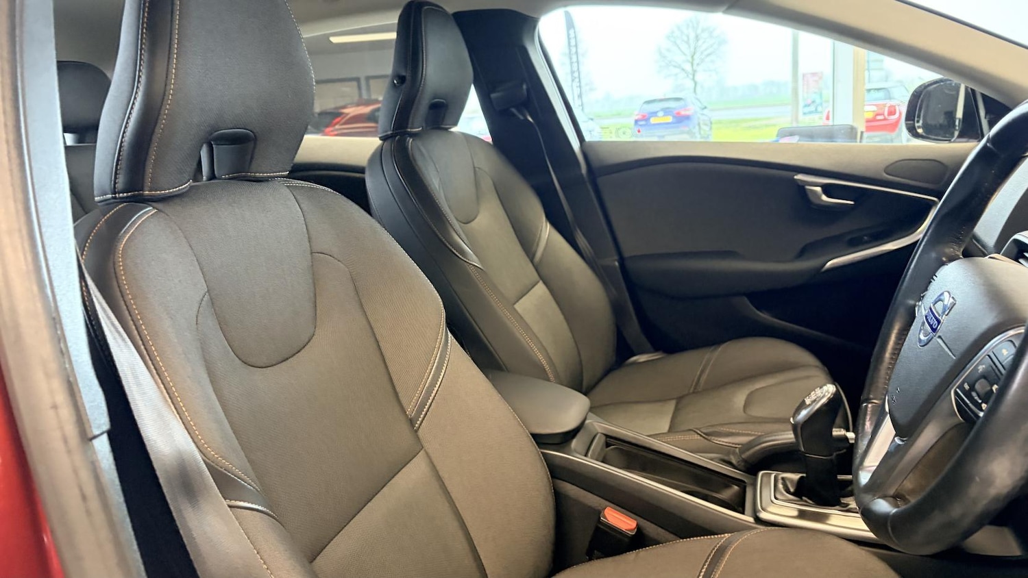 Used Volvo V40 2012 for sale - 77804027: Photo 15