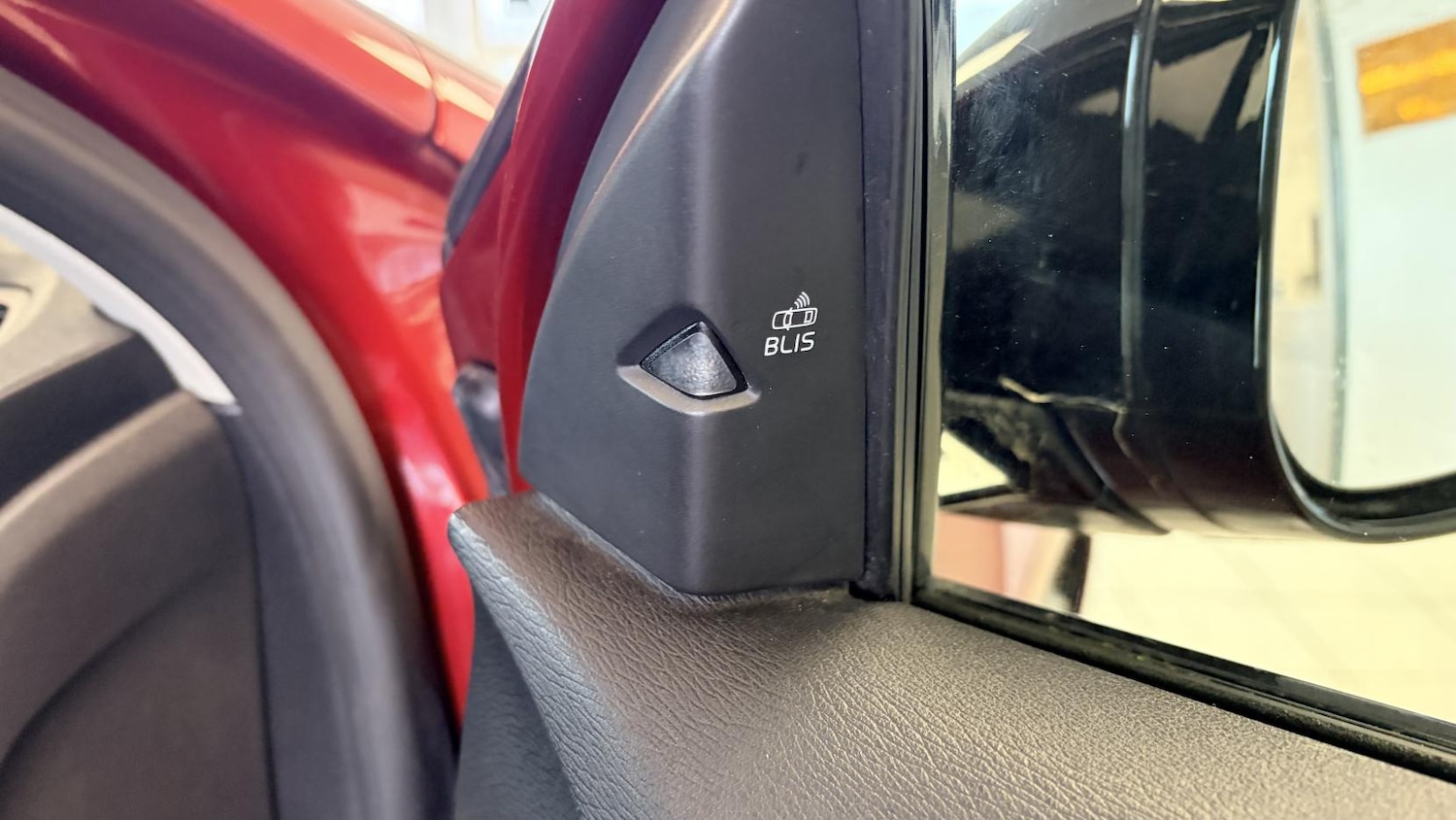 Used Volvo V40 2012 for sale - 77804027: Photo 19