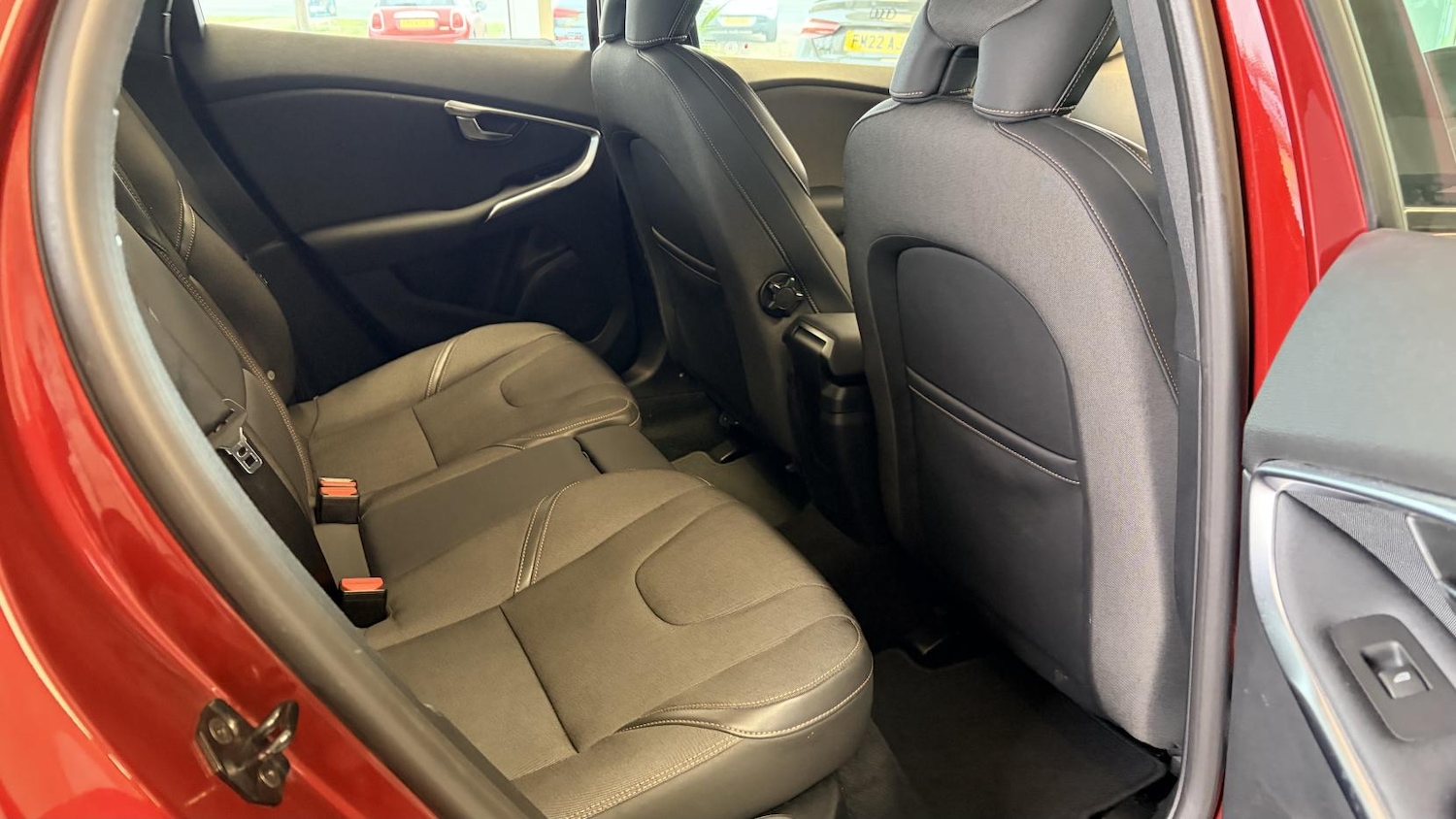 Used Volvo V40 2012 for sale - 77804027: Photo 20