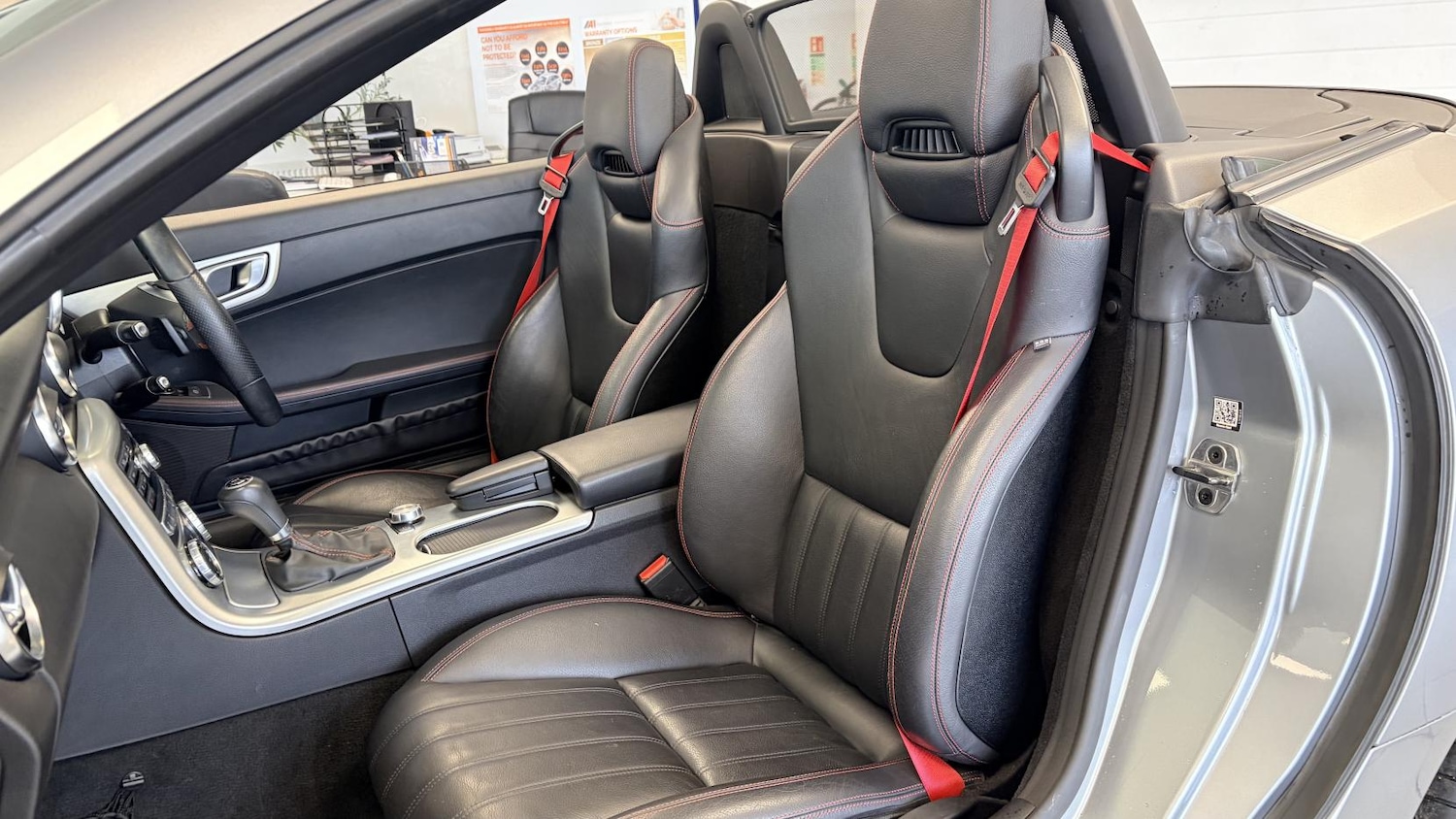 Used Mercedes-Benz SLK 2014 for sale - 78090897: Photo 23