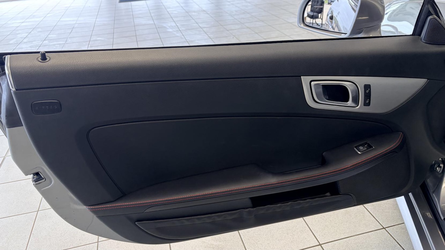 Used Mercedes-Benz SLK 2014 for sale - 78090897: Photo 25