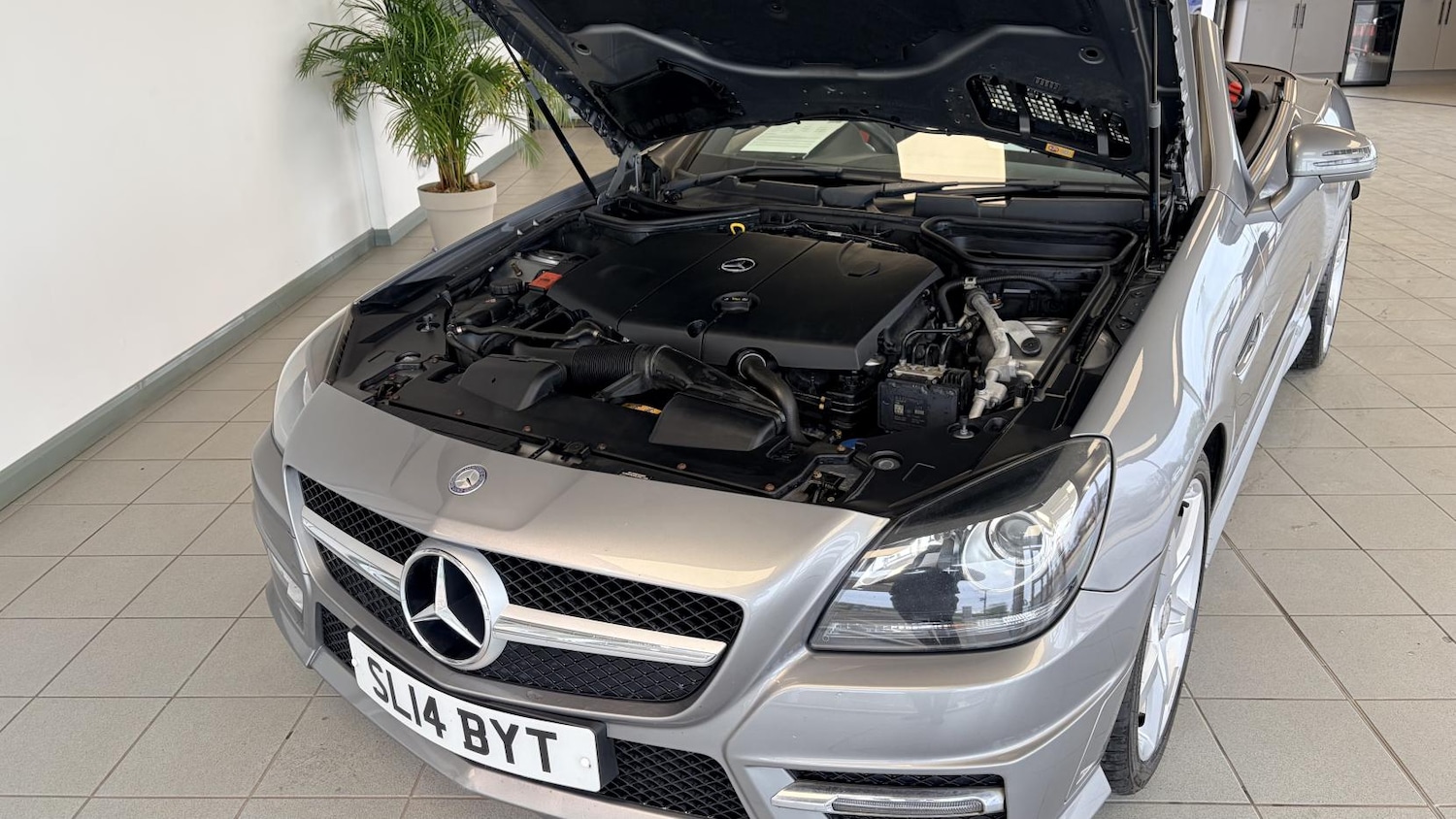 Used Mercedes-Benz SLK 2014 for sale - 78090897: Photo 36