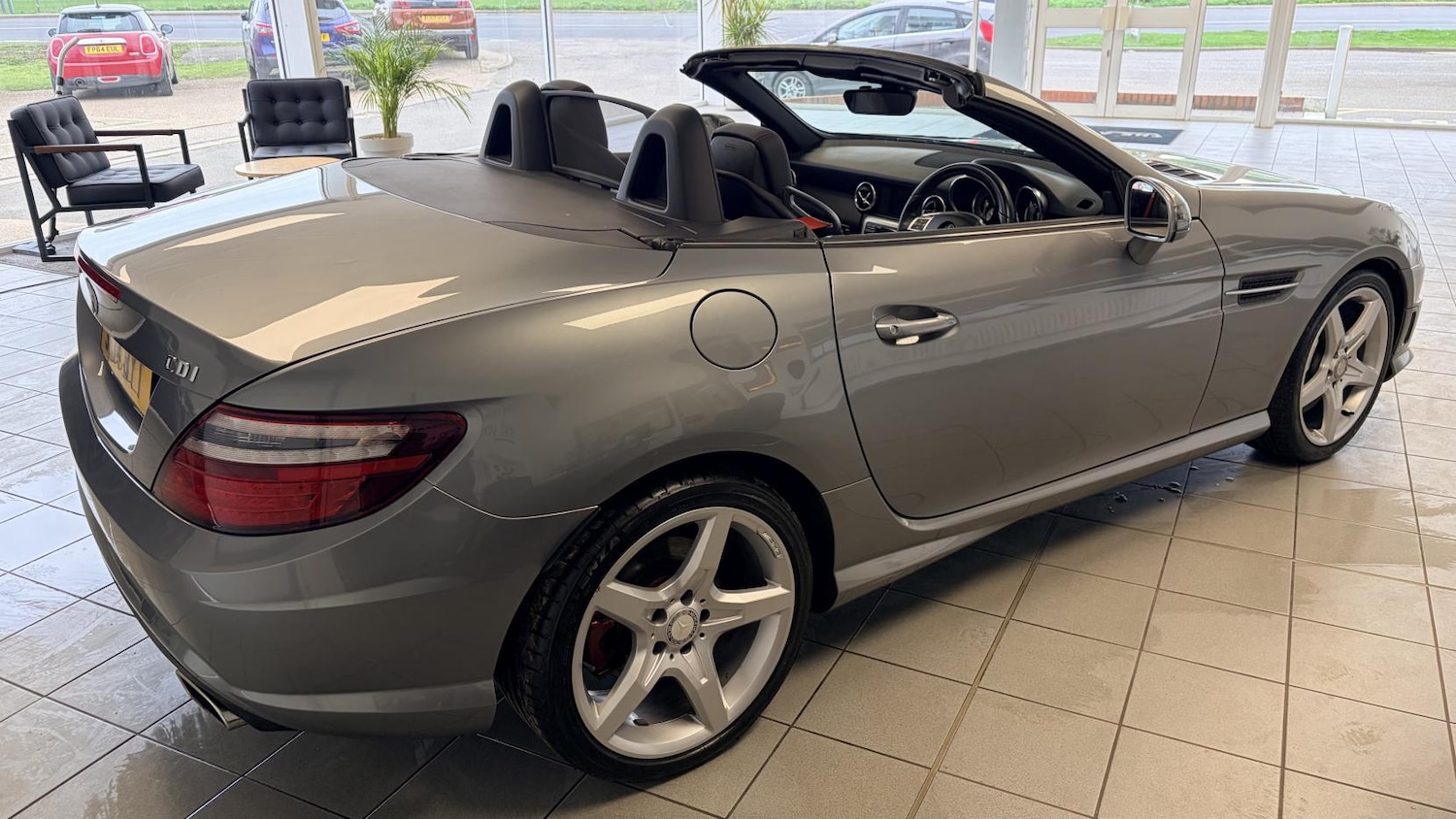 Used Mercedes-Benz SLK 2014 for sale - 78090897: Photo 8