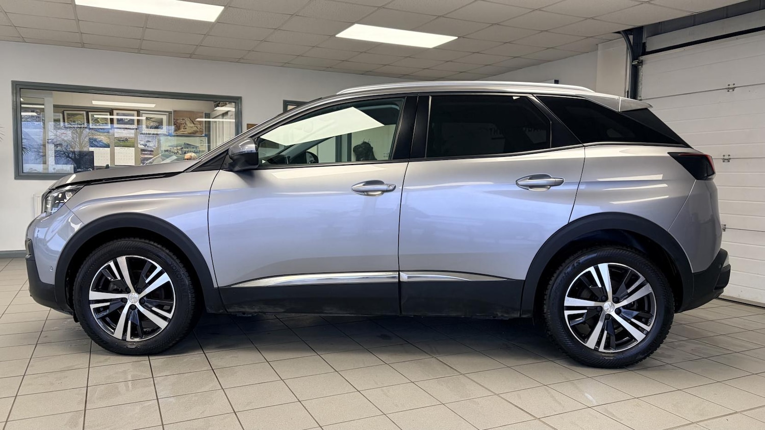 Used Peugeot 3008 2019 for sale - 77613154: Photo 2