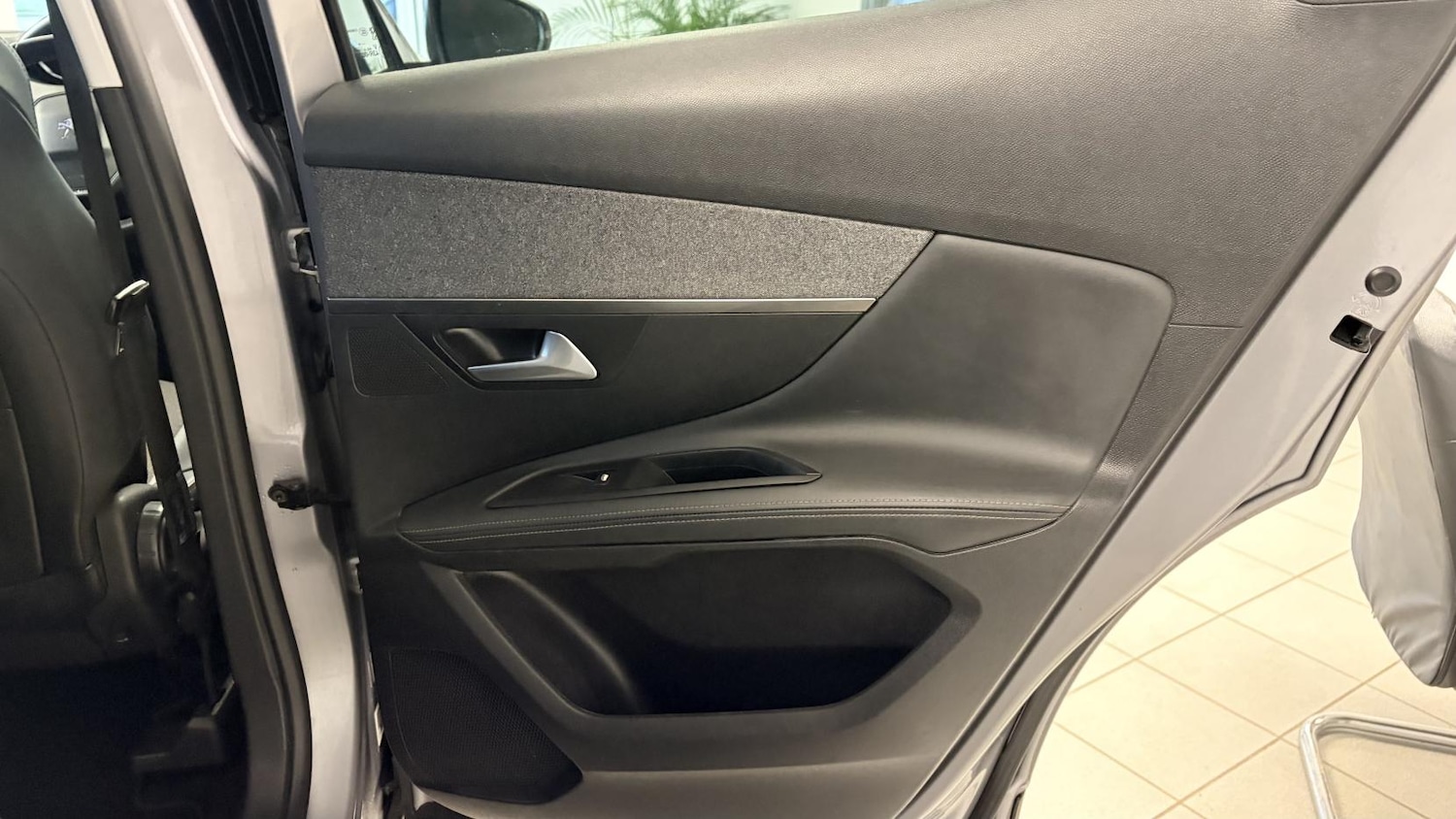 Used Peugeot 3008 2019 for sale - 77613154: Photo 21