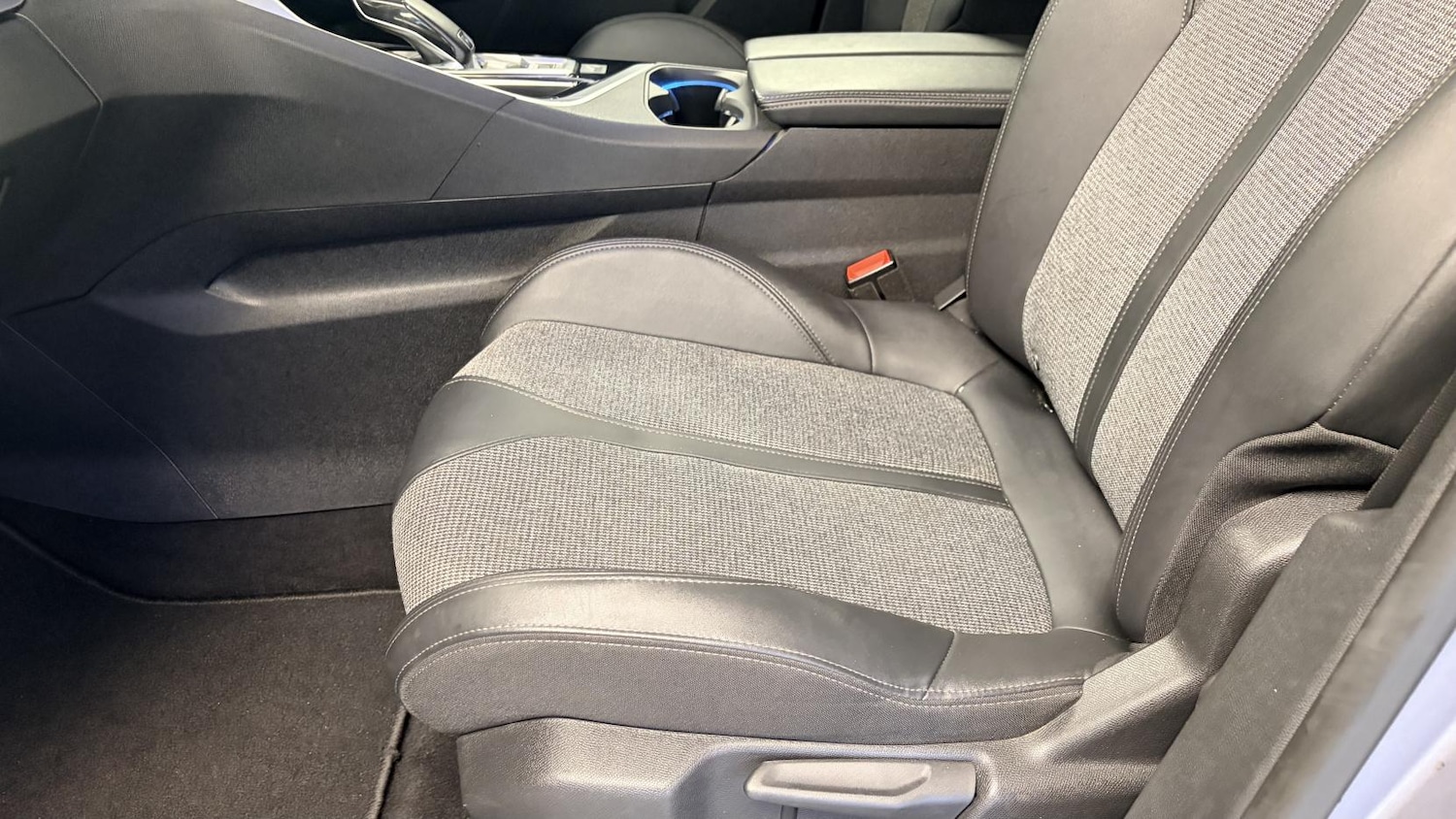 Used Peugeot 3008 2019 for sale - 77613154: Photo 31