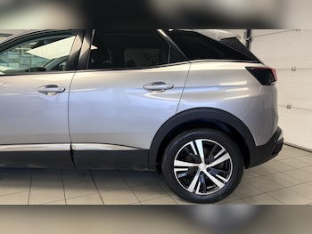 Used Peugeot 3008 2019 for sale - 77613154: Photo