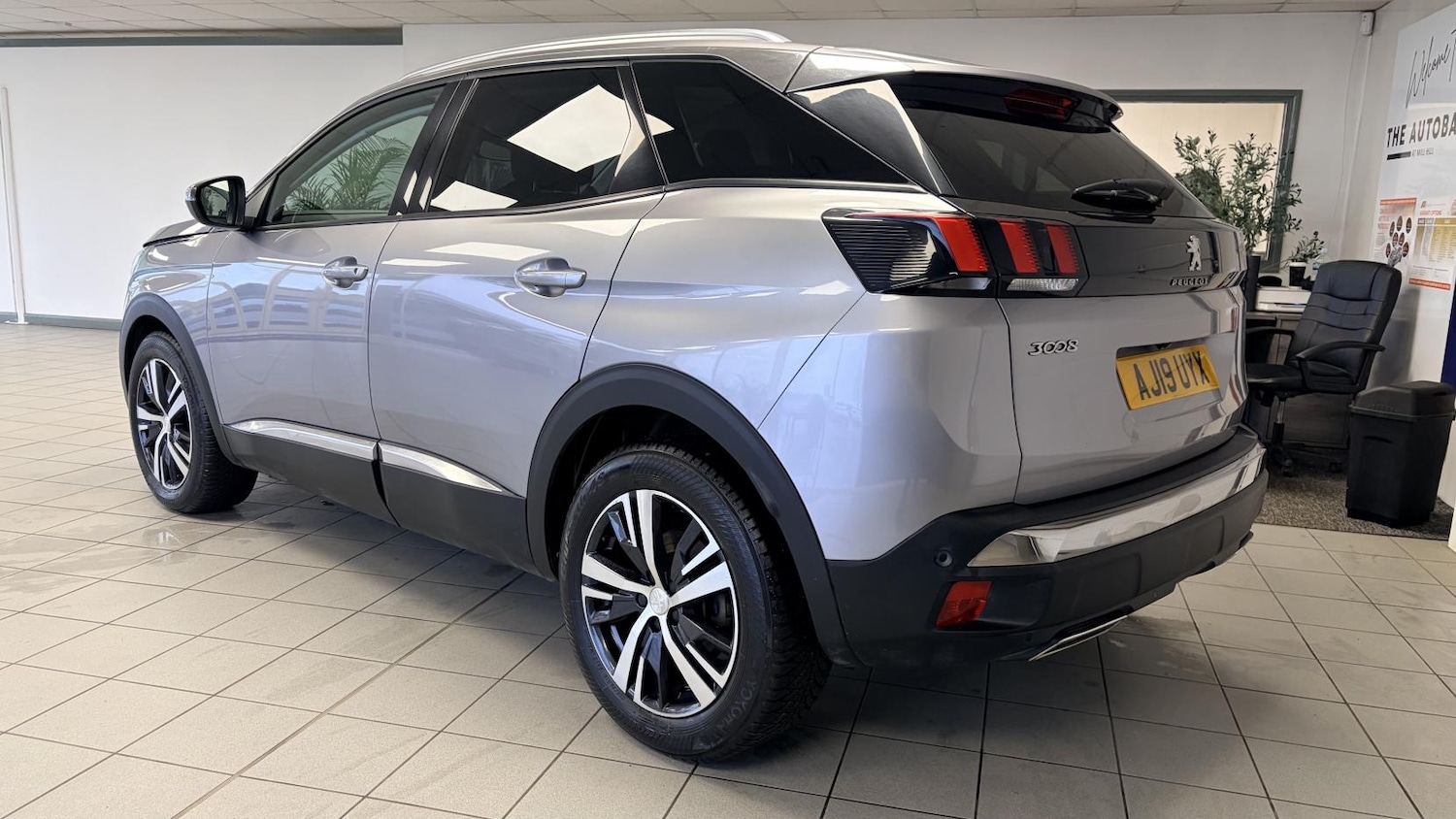 Used Peugeot 3008 2019 for sale - 77613154: Photo 5