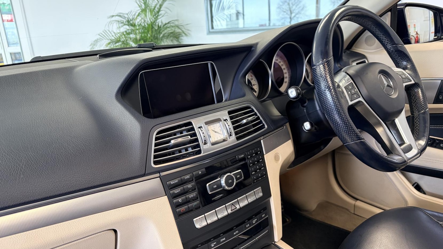 Used Mercedes-Benz E Class 2014 for sale - 78014803: Photo 28