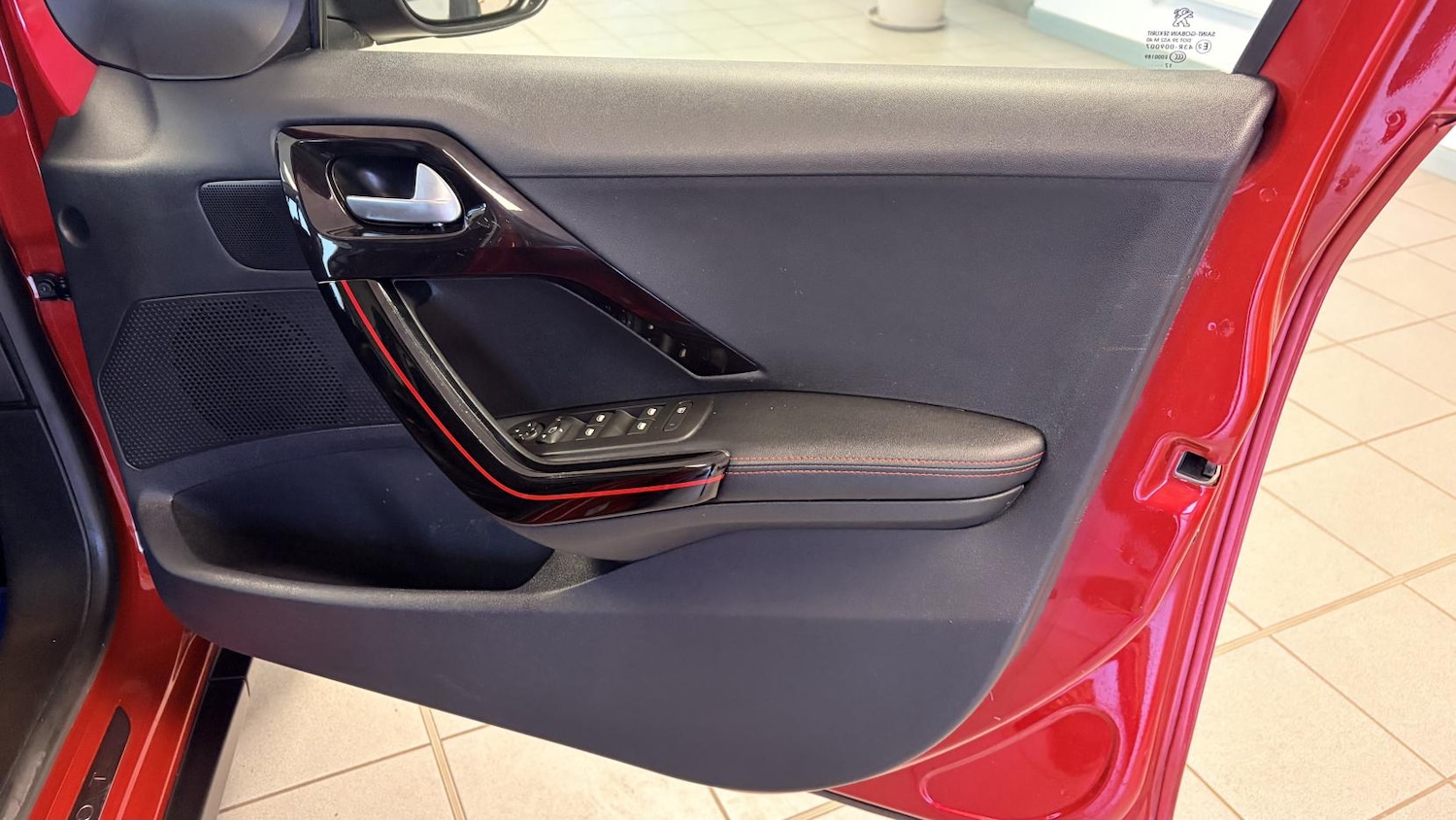 Used Peugeot 2008 2017 for sale - 77742777: Photo 17