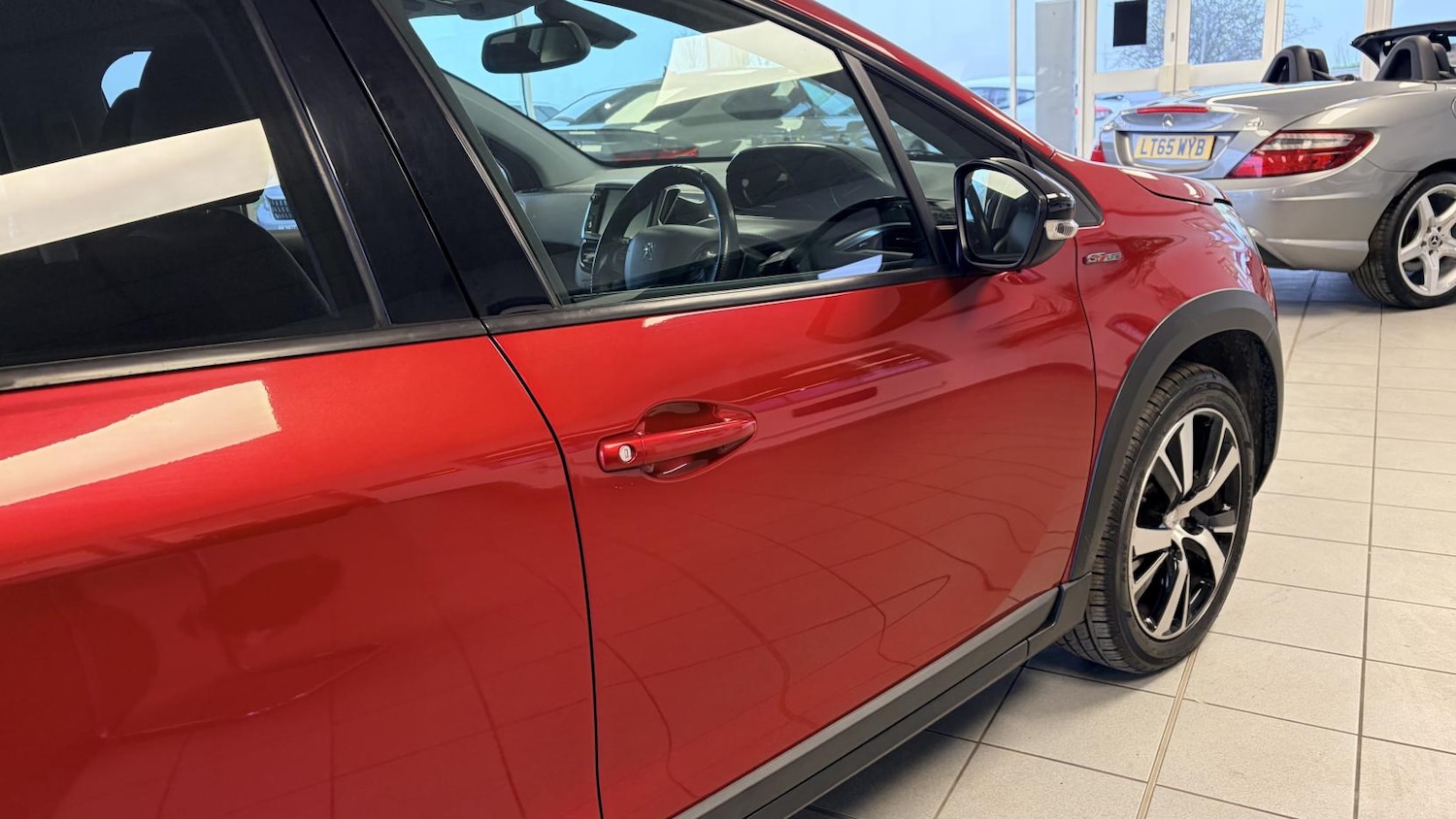 Used Peugeot 2008 2017 for sale - 77742777: Photo 8