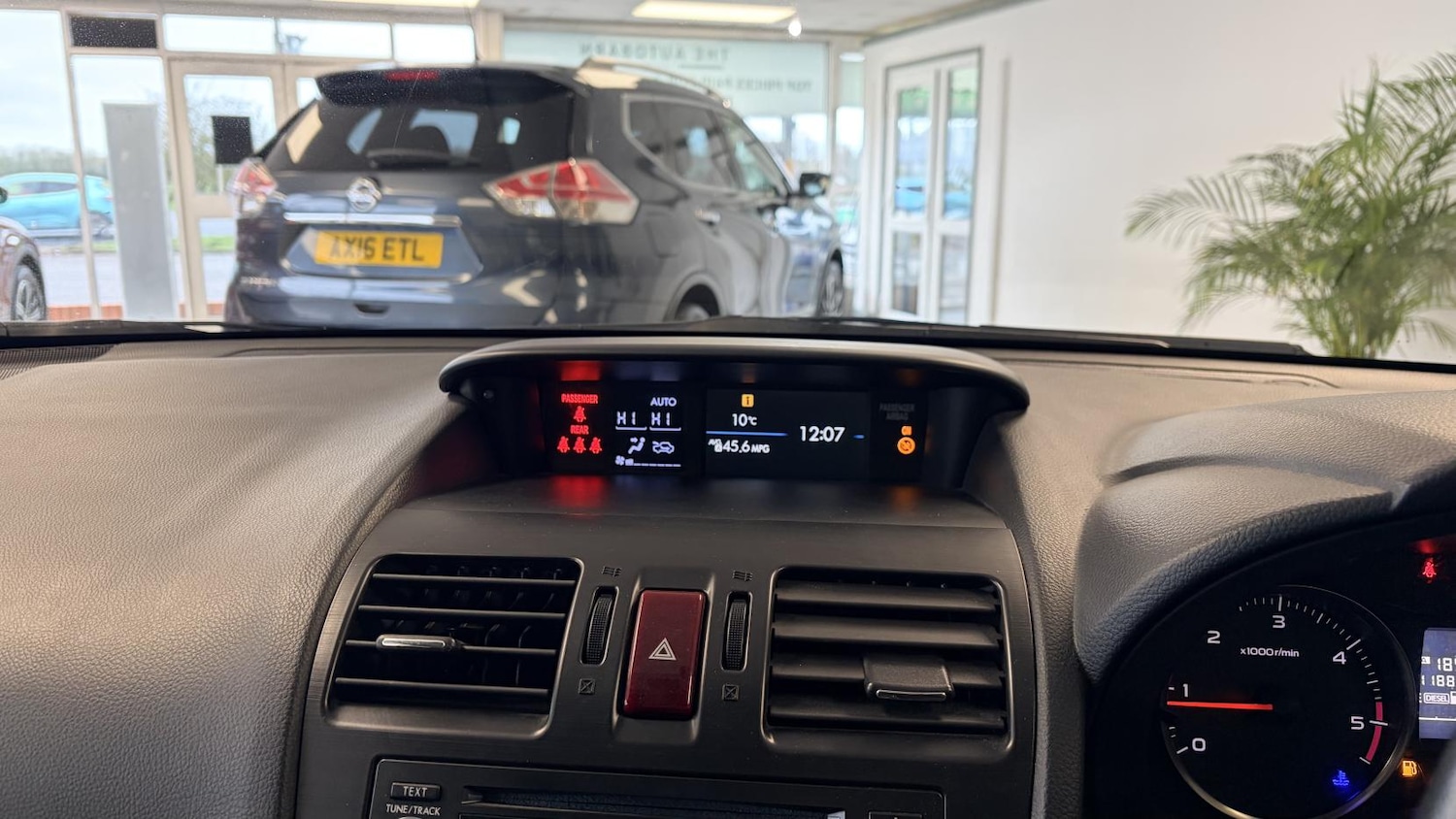 Used Subaru XV 2014 for sale - 77613136: Photo 28