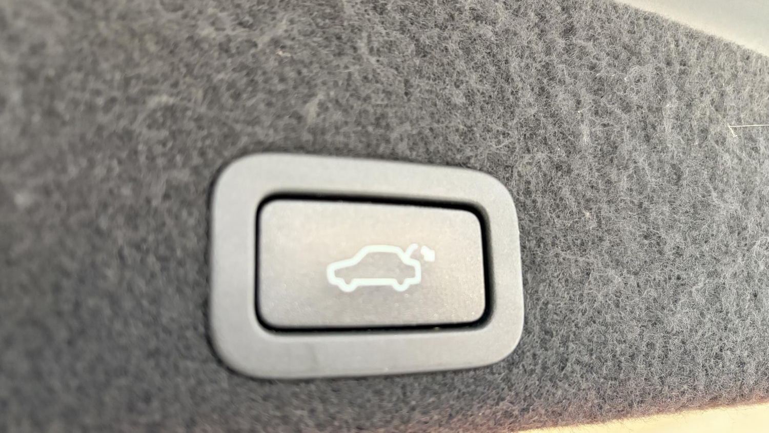 Used Volvo XC60 2015 for sale - 77848291: Photo 26