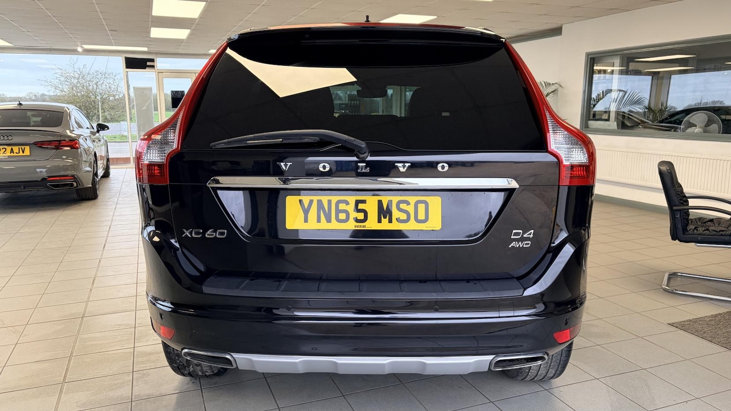 Used Volvo XC60 2015 for sale - 77848291: Photo 6