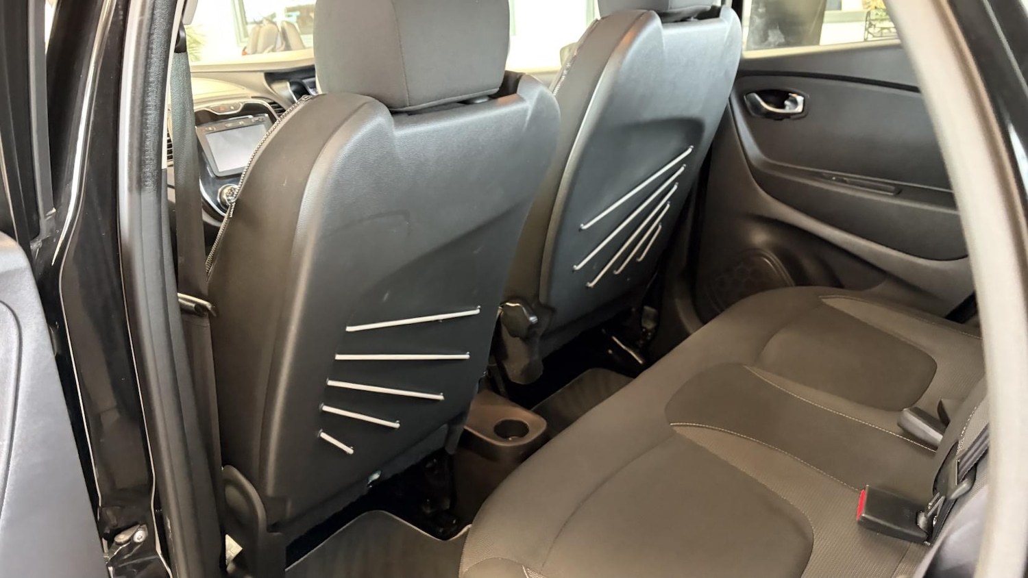 Used Renault Captur 2017 for sale - 77679064: Photo 23