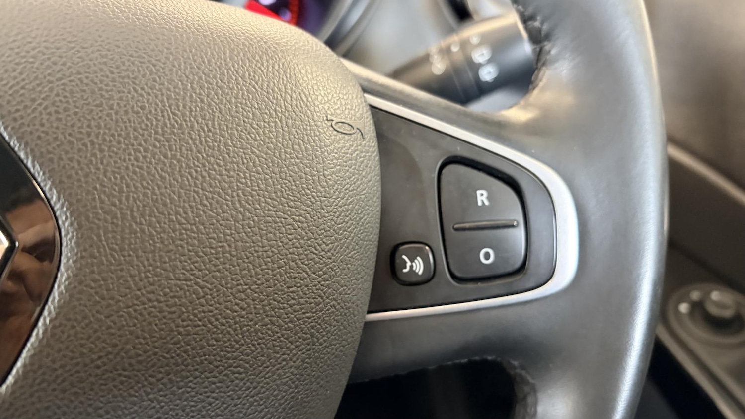 Used Renault Captur 2017 for sale - 77679064: Photo 31