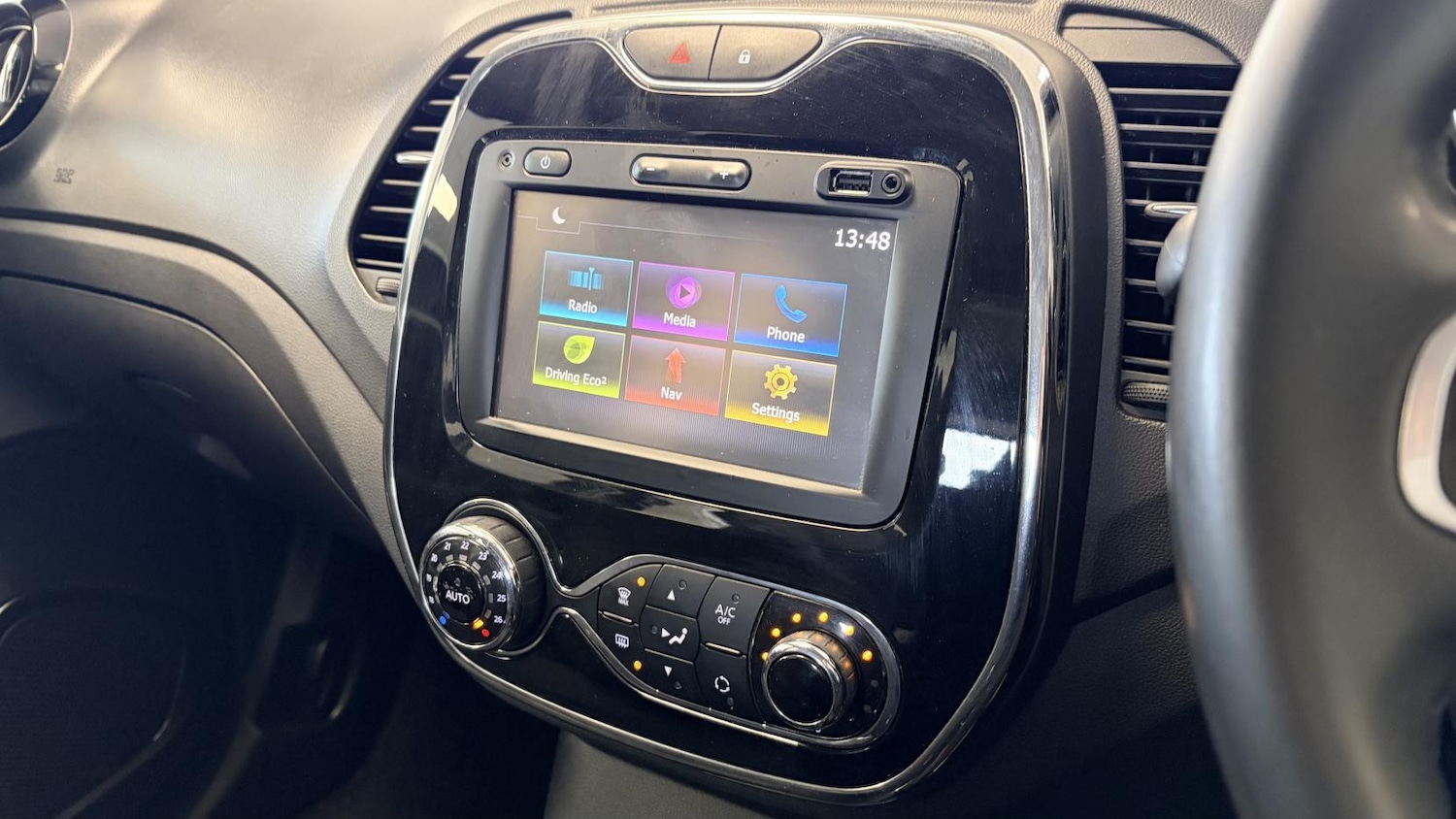 Used Renault Captur 2017 for sale - 77679064: Photo 33