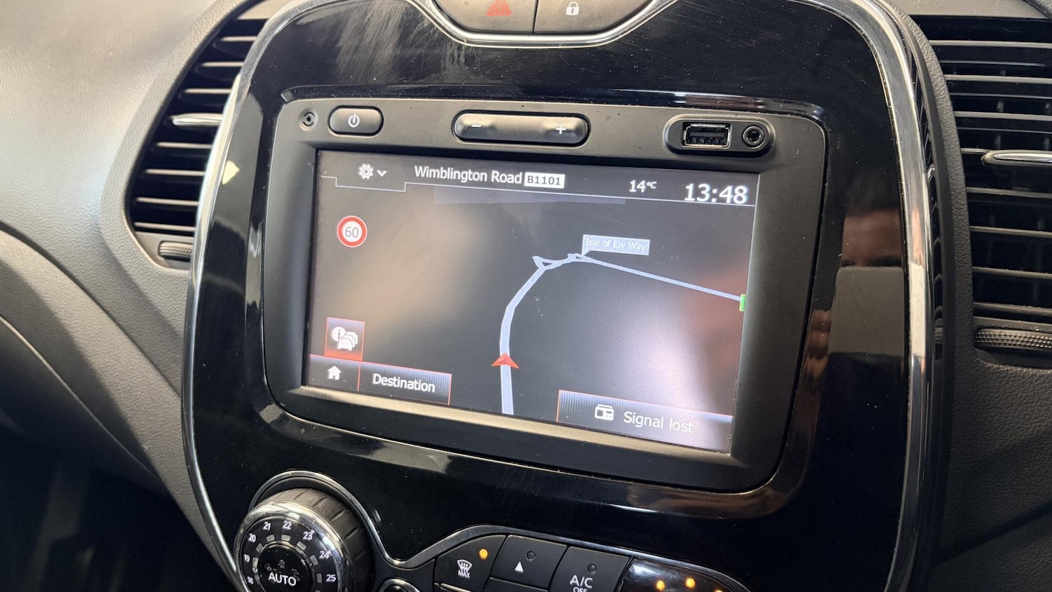 Used Renault Captur 2017 for sale - 77679064: Photo 34