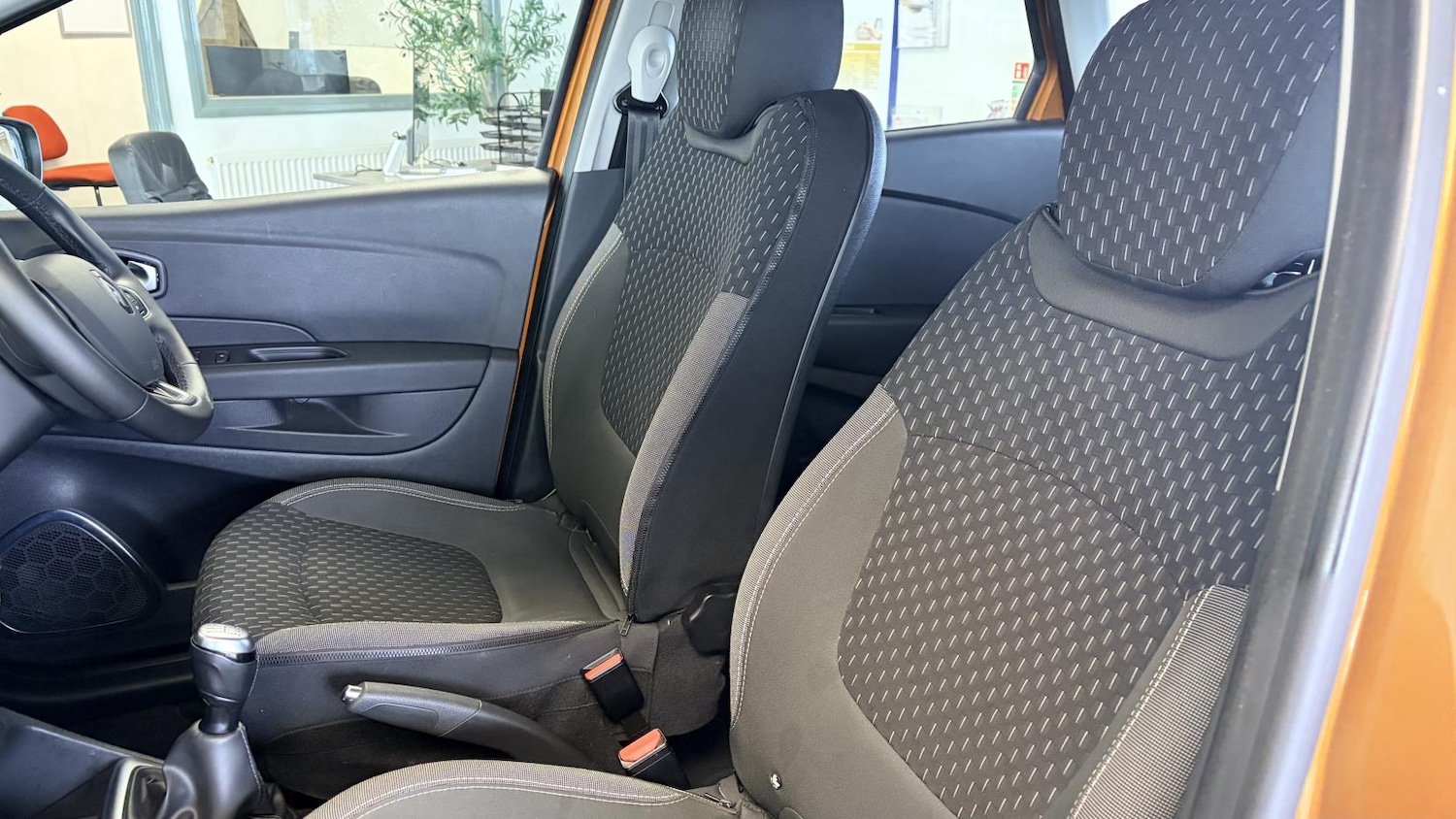 Used Renault Captur 2018 for sale - 77650001: Photo 22