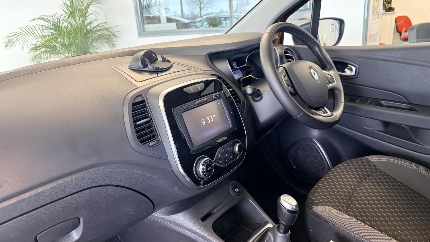 Used Renault Captur 2018 for sale - 77650001: Photo 23