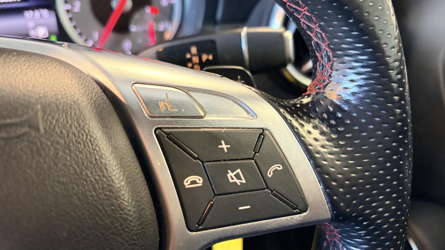 Used Mercedes-Benz A-Class 2014 for sale - 77613137: Photo 32