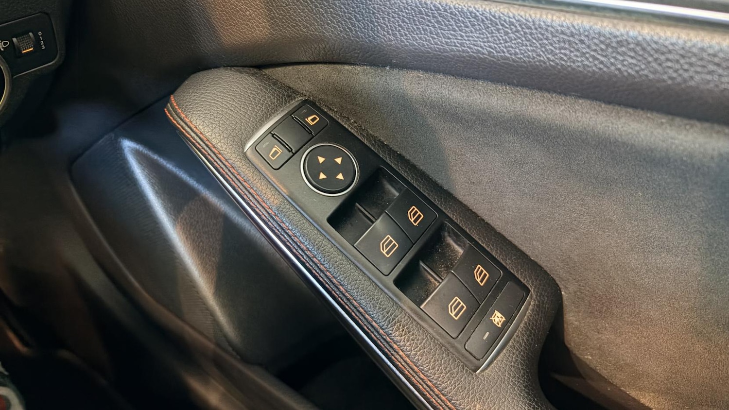 Used Mercedes-Benz A-Class 2014 for sale - 77613137: Photo 37