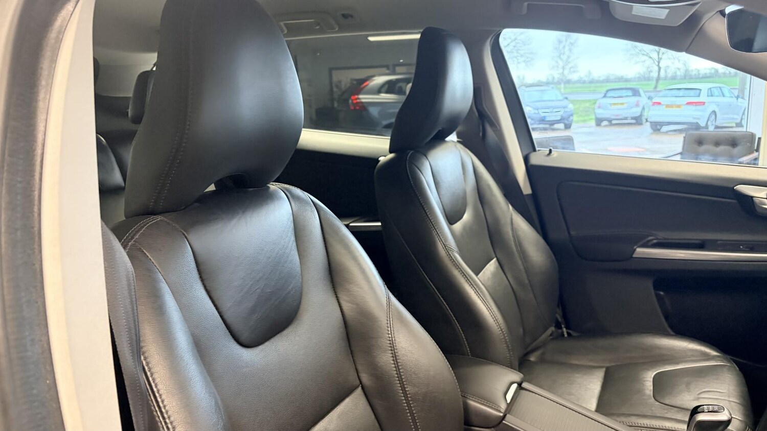 Used Volvo XC60 2017 for sale - 77701051: Photo 16