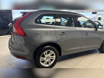 Used Volvo XC60 2017 for sale - 77701051: Photo