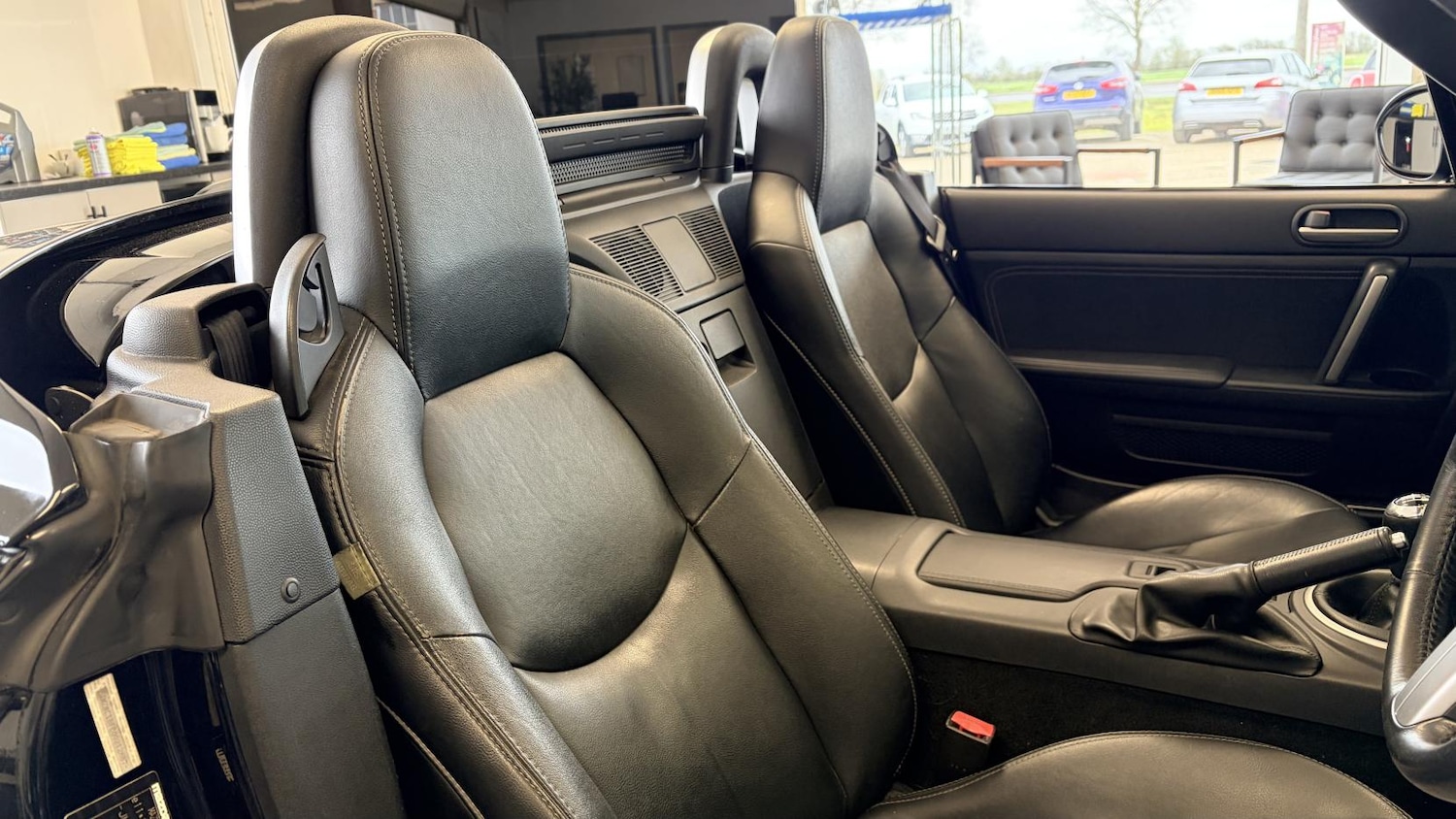 Used Mazda MX-5 2010 for sale - 78000533: Photo 15