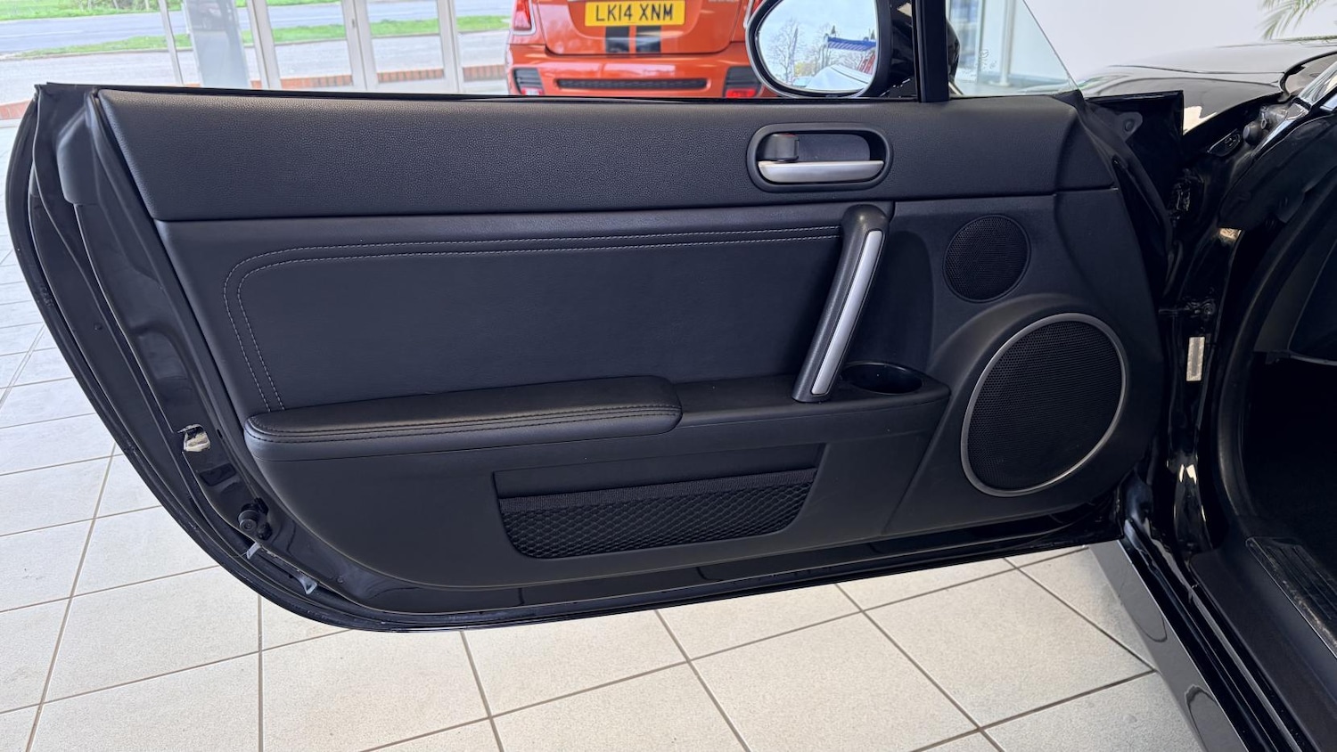 Used Mazda MX-5 2010 for sale - 78000533: Photo 23