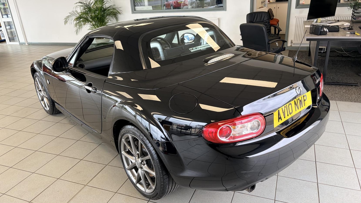 Used Mazda MX-5 2010 for sale - 78000533: Photo 26