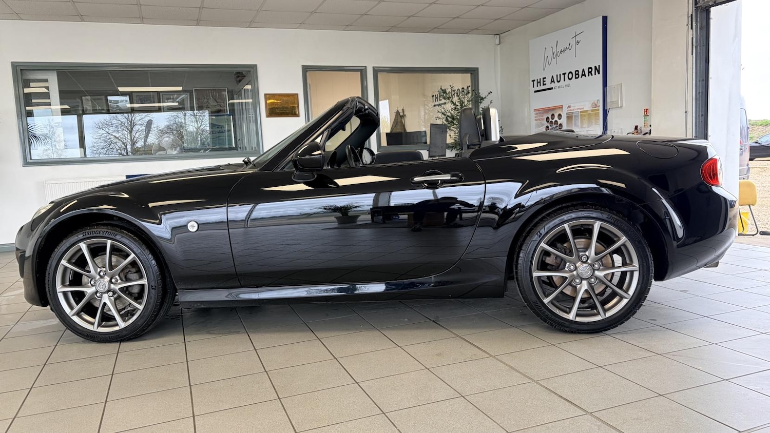Used Mazda MX-5 2010 for sale - 78000533: Photo 3