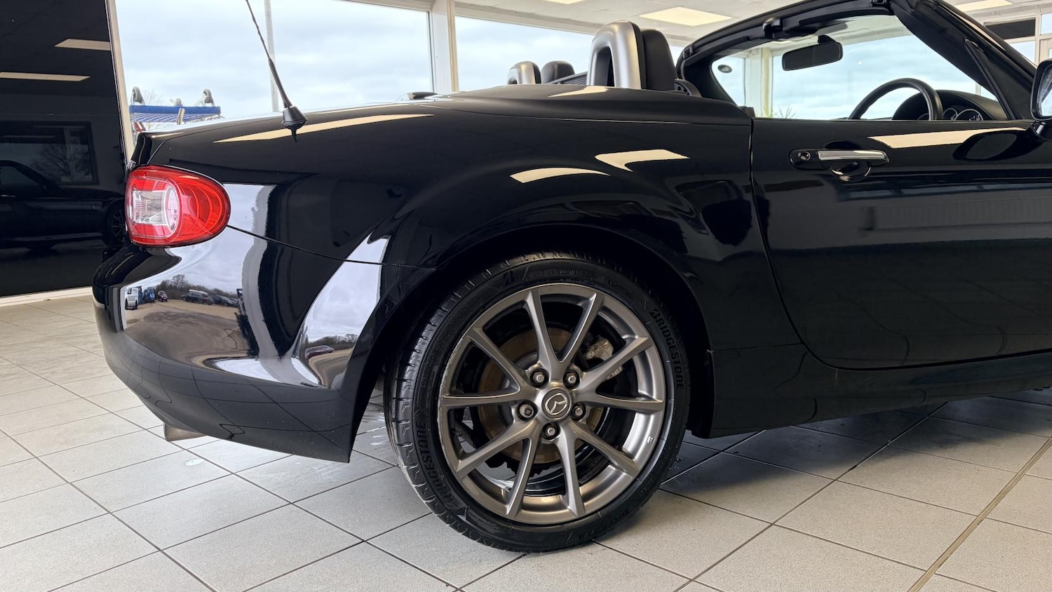 Used Mazda MX-5 2010 for sale - 78000533: Photo 9