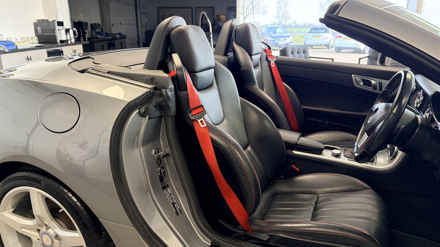 Used Mercedes-Benz SLK 2015 for sale - 77665264: Photo 14