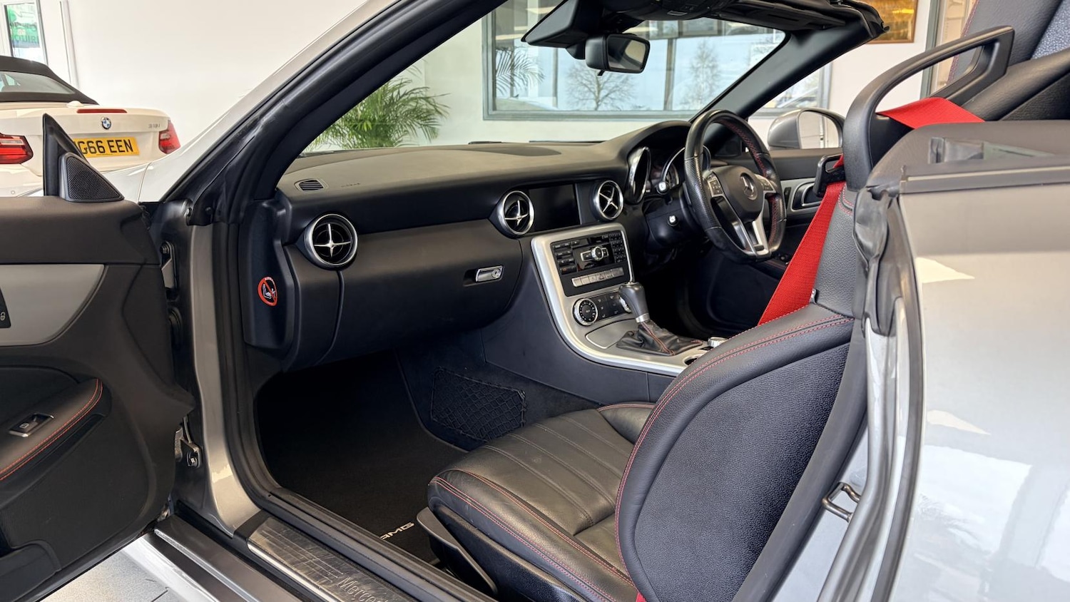 Used Mercedes-Benz SLK 2015 for sale - 77665264: Photo 19