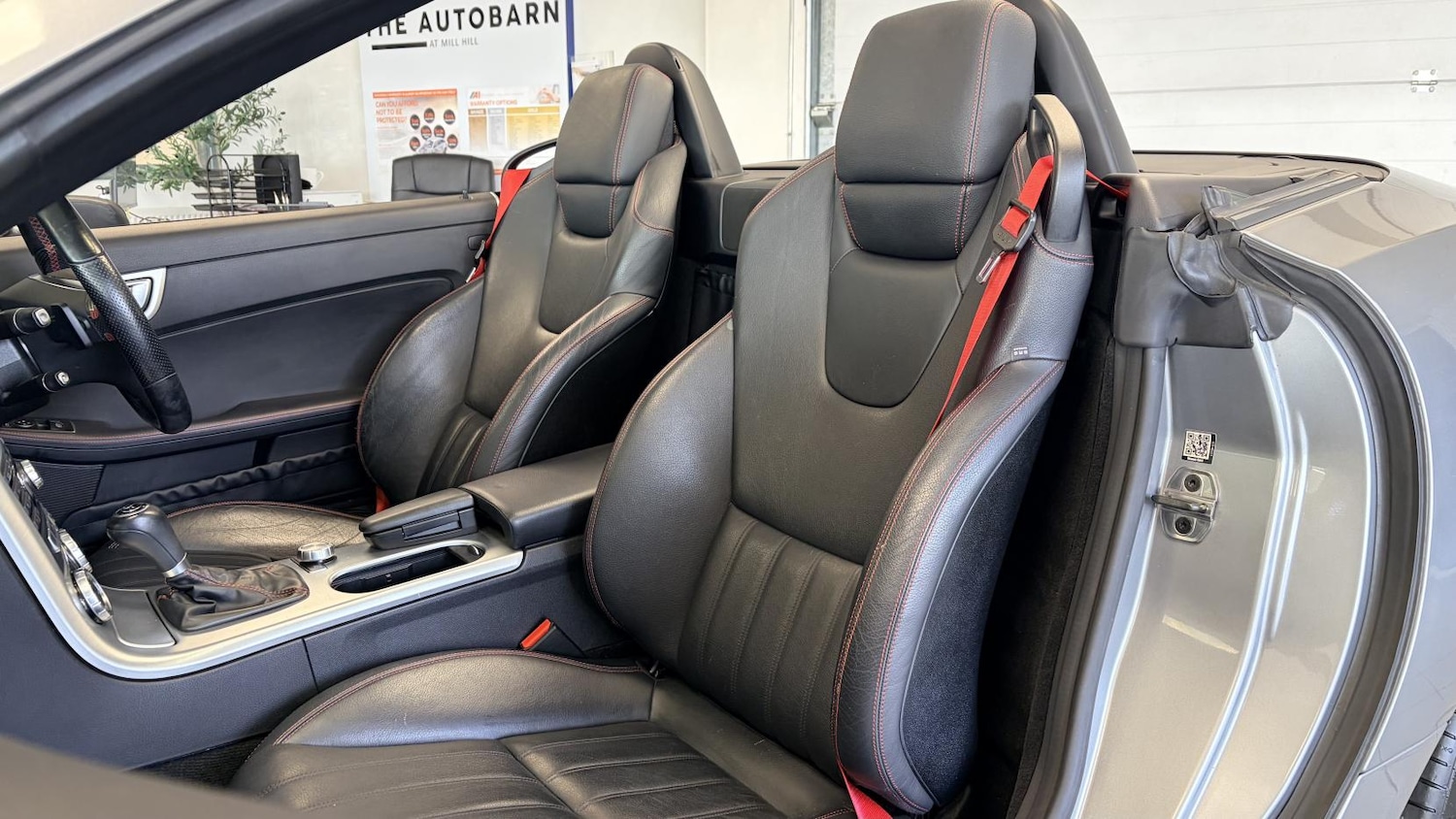 Used Mercedes-Benz SLK 2015 for sale - 77665264: Photo 20