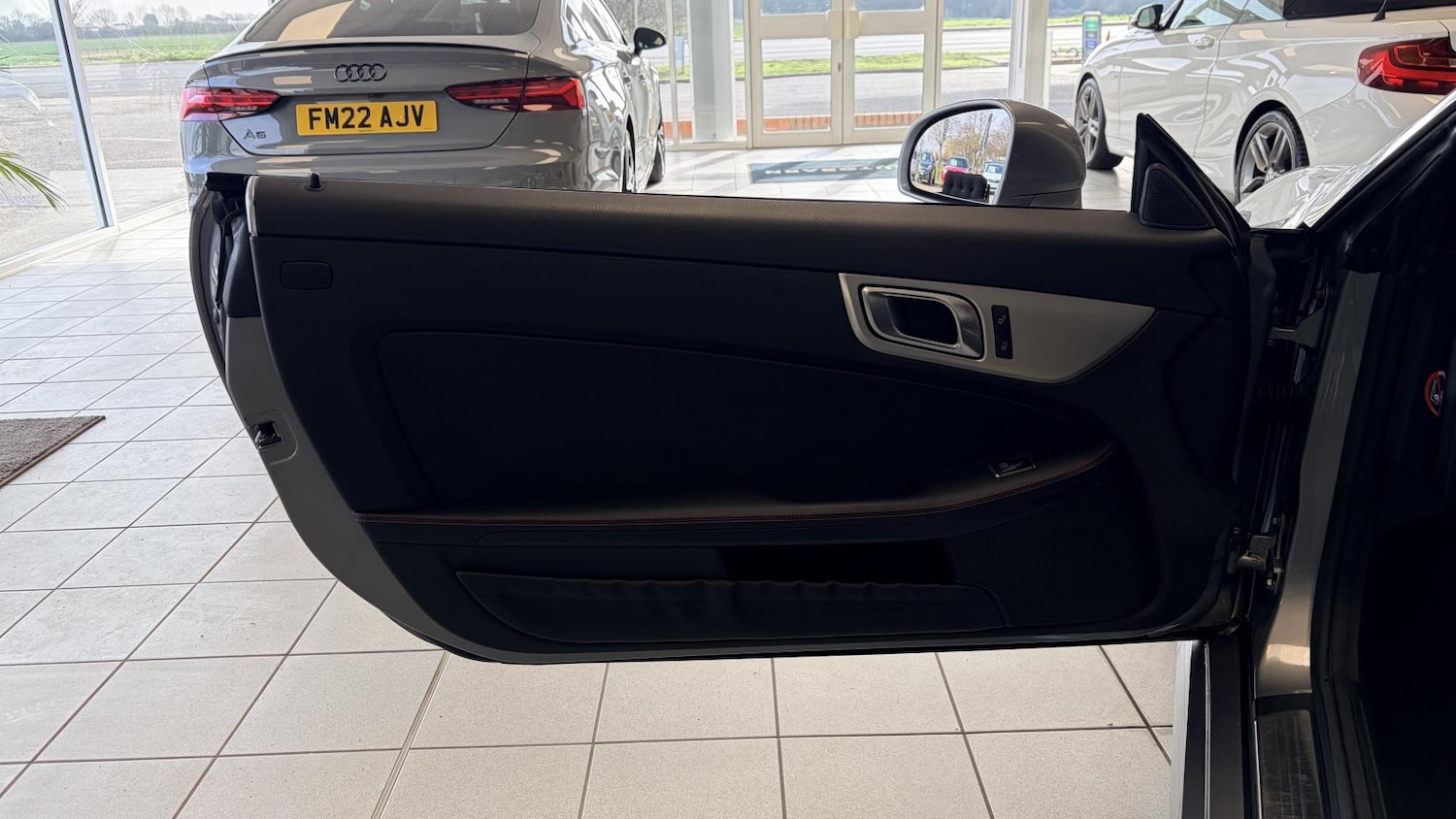 Used Mercedes-Benz SLK 2015 for sale - 77665264: Photo 21