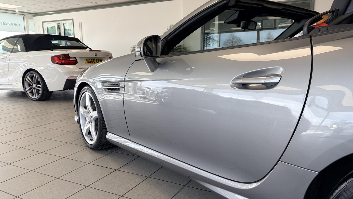 Used Mercedes-Benz SLK 2015 for sale - 77665264: Photo 3