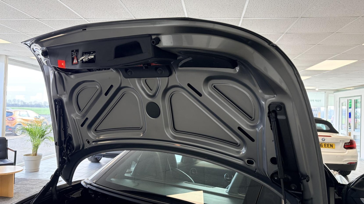 Used Mercedes-Benz SLK 2015 for sale - 77665264: Photo 34