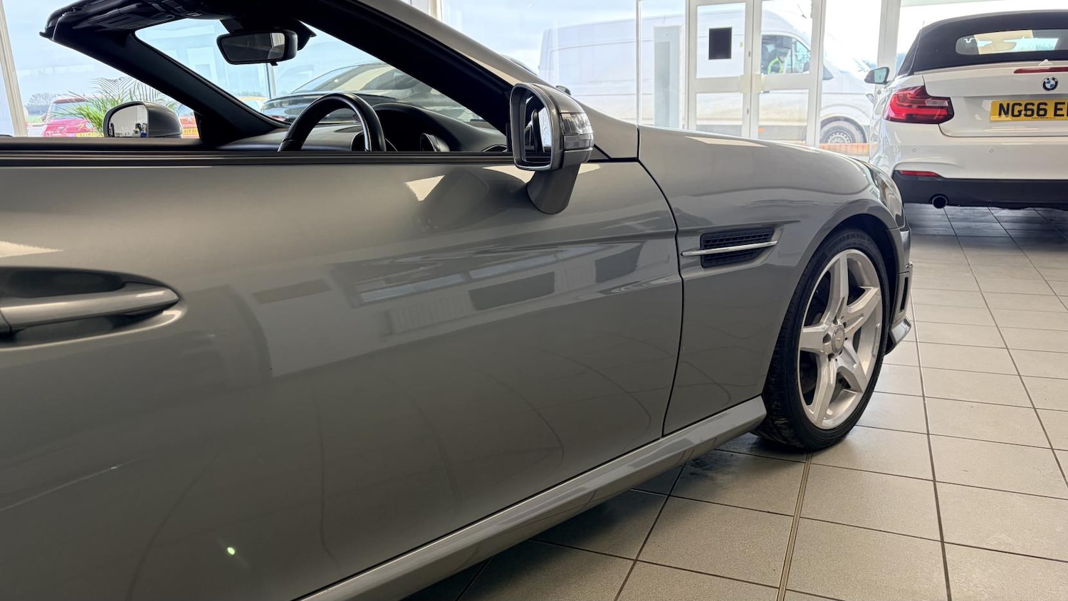 Used Mercedes-Benz SLK 2015 for sale - 77665264: Photo 7