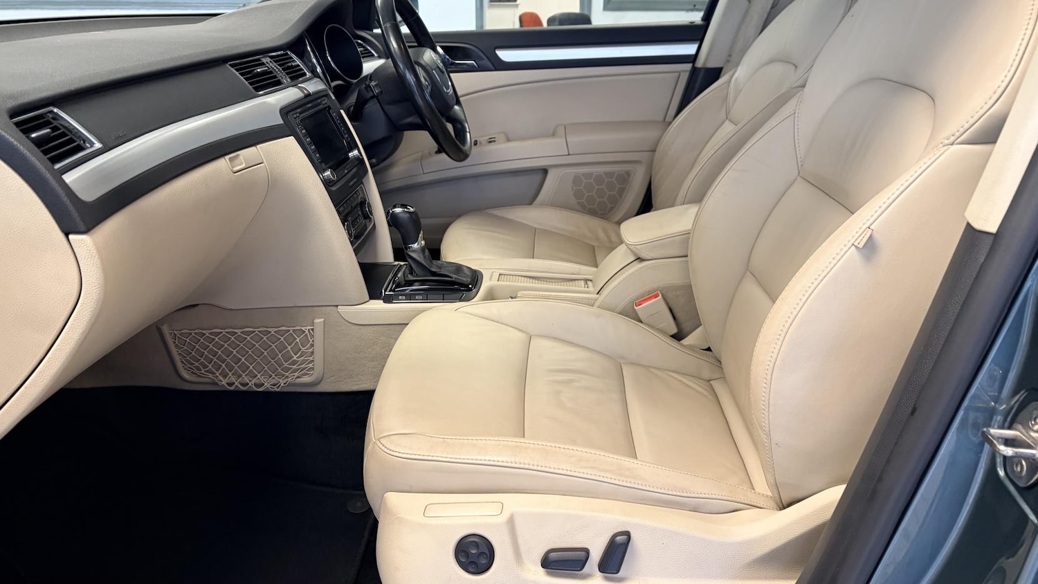 Used Skoda Superb 2013 for sale - 77613153: Photo 24