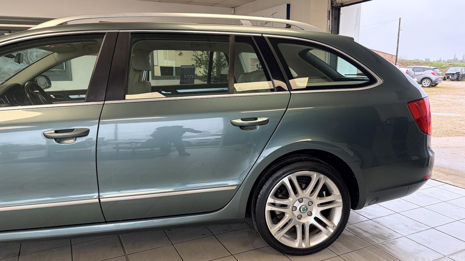 Used Skoda Superb 2013 for sale - 77613153: Photo 3