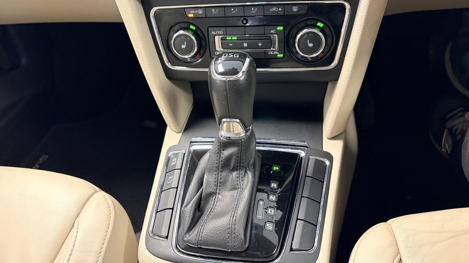 Used Skoda Superb 2013 for sale - 77613153: Photo 30