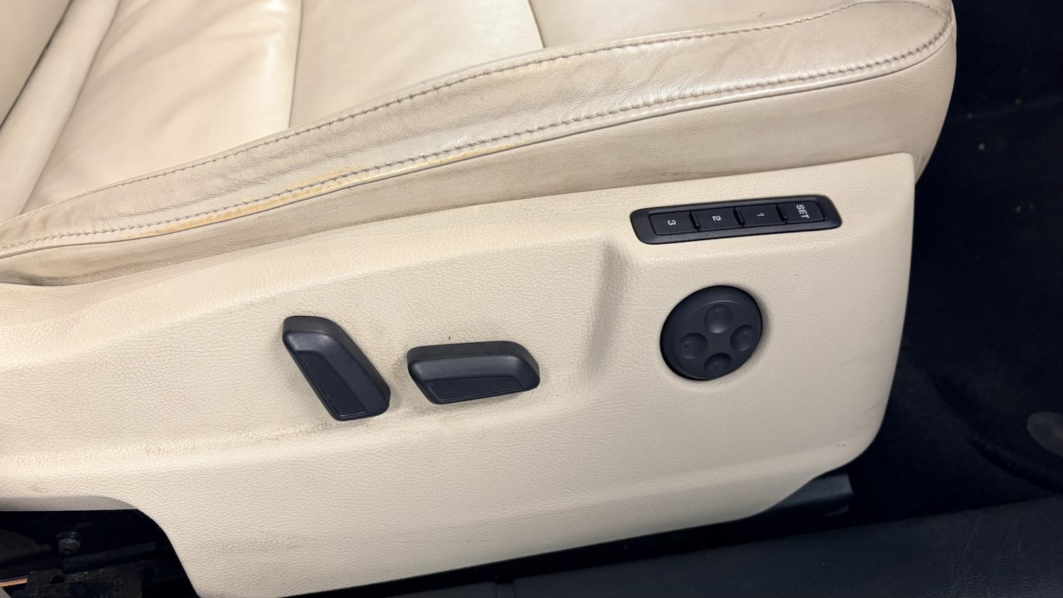 Used Skoda Superb 2013 for sale - 77613153: Photo 32