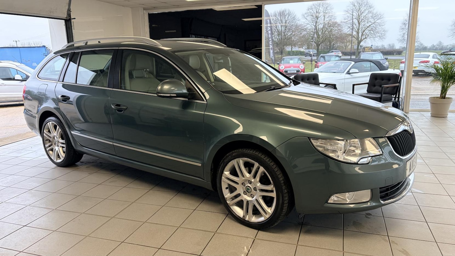 Used Skoda Superb 2013 for sale - 77613153: Photo 8