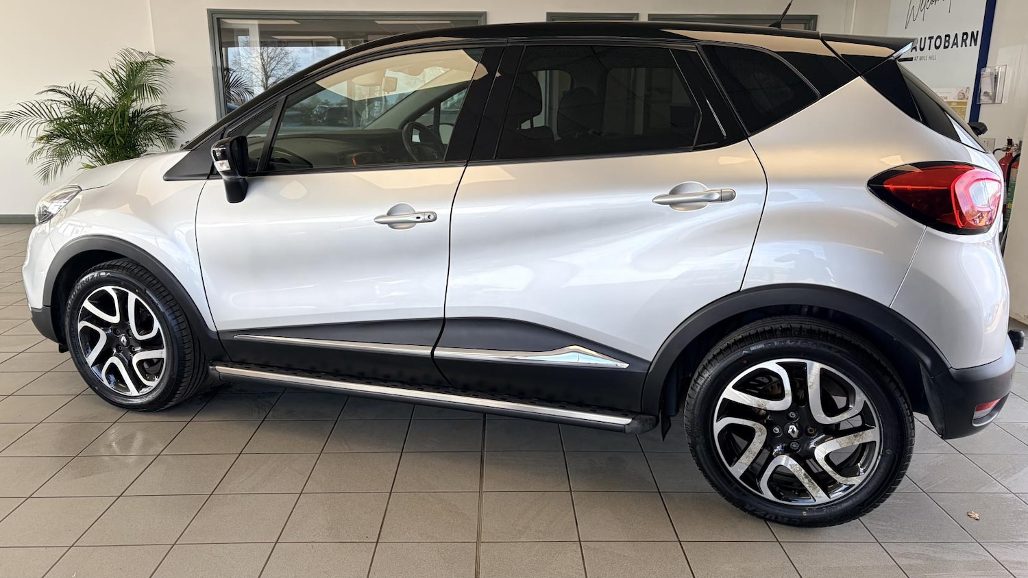 Used Renault Captur 2016 for sale - 77819154: Photo 3