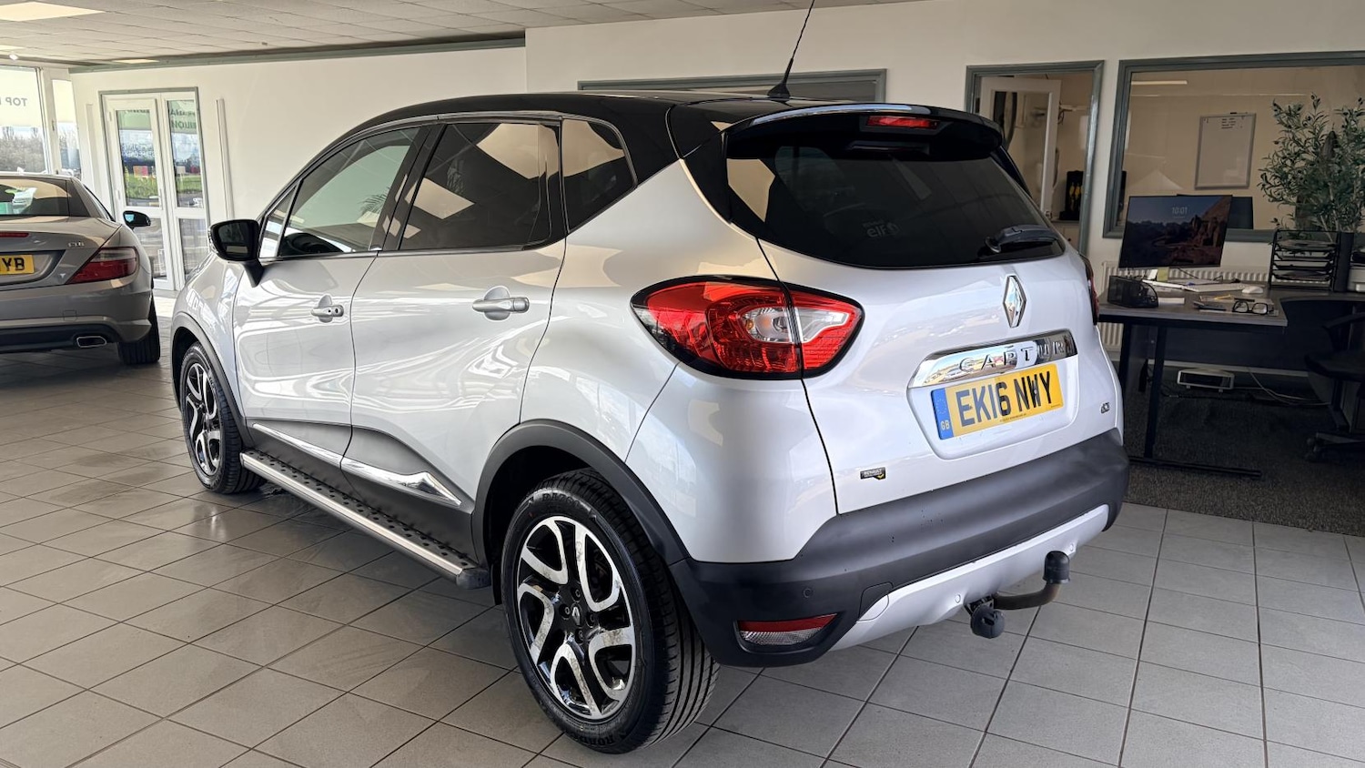 Used Renault Captur 2016 for sale - 77819154: Photo 4