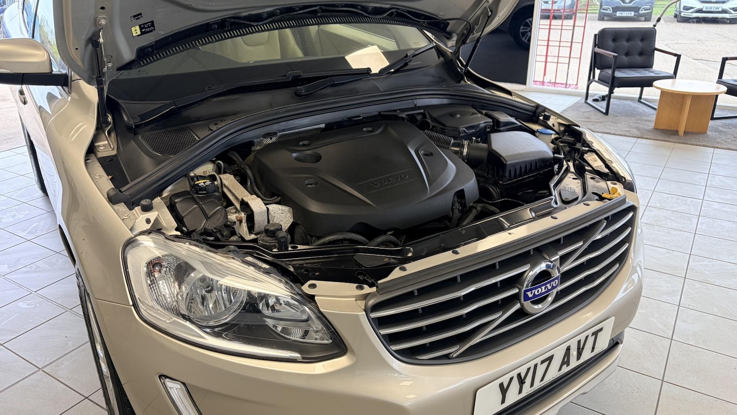 Used Volvo XC60 2017 for sale - 78106242: Photo 12