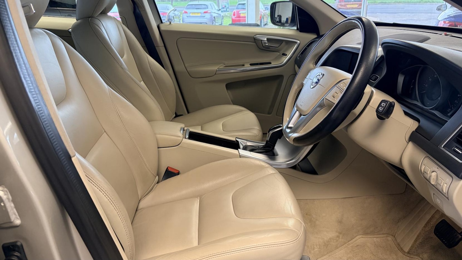 Used Volvo XC60 2017 for sale - 78106242: Photo 14