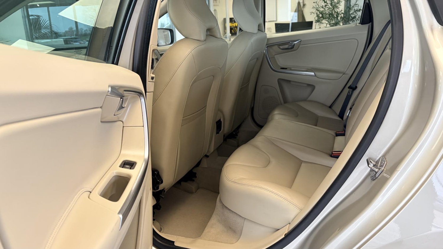 Used Volvo XC60 2017 for sale - 78106242: Photo 22